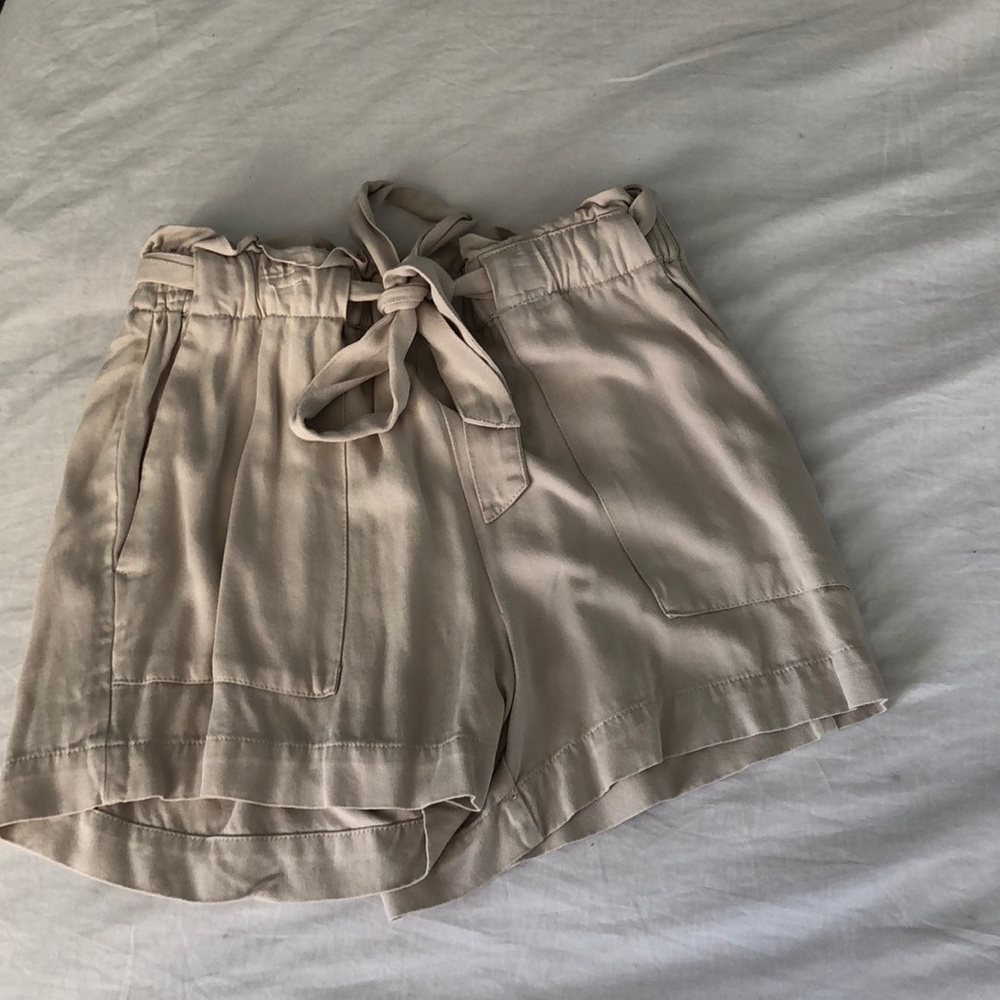 DYNAMITE shorts